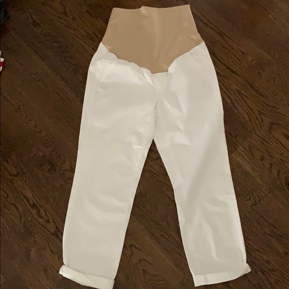 Loft white maternity Capri pants size 8 NWT